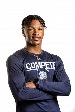 2021 blue and gold champions Rayshion Brumfield