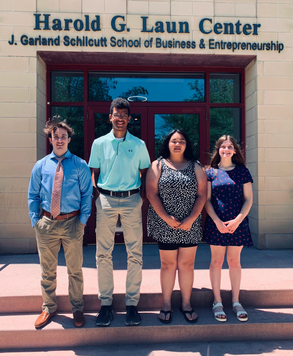 High school students hone entrepreneurial skills at Lakeland