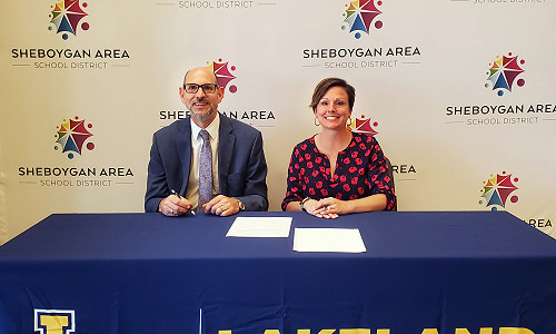 New Lakeland, Sheboygan Schools agreement benefits local students, teachers