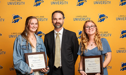 Two students earn Outstanding Undergraduate Scholar Award