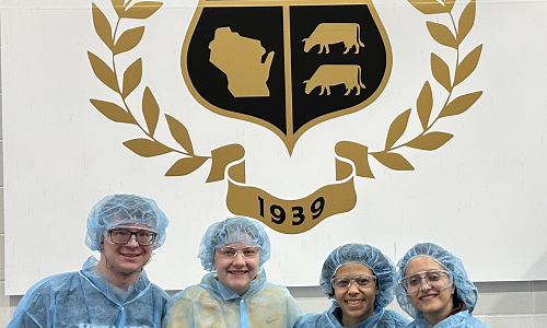 Food Safety & Quality students explore Wisconsin cheese industry