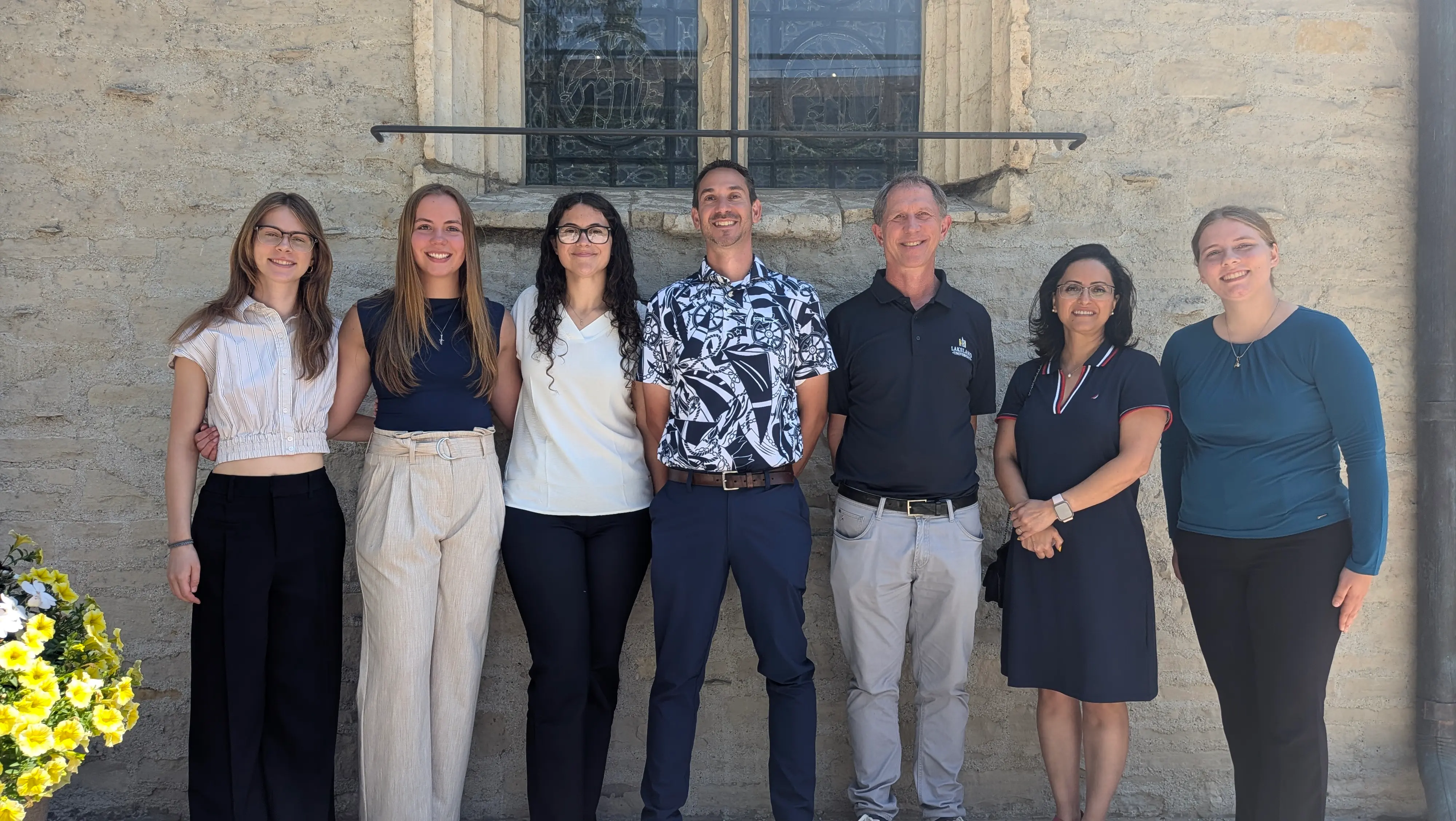 LU science students, faculty present research
