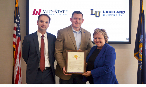 Mid-State and Lakeland University celebrate 30-year partnership, highlight liberal arts transfer