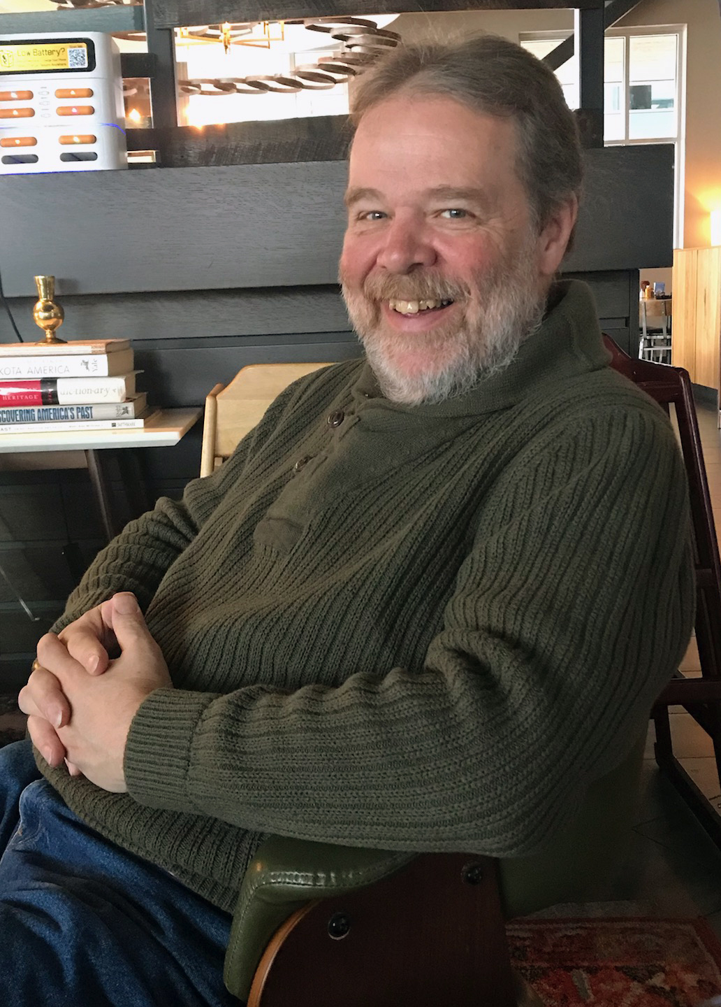 1982 graduate establishes new Lakeland scholarship